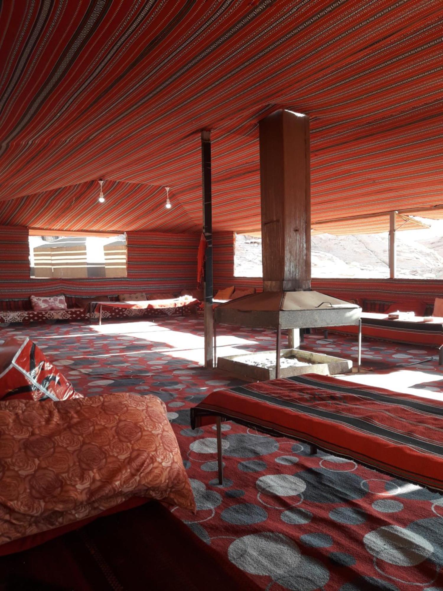 Quite Bedouin Life Hotell Wadi Rum Rom bilde